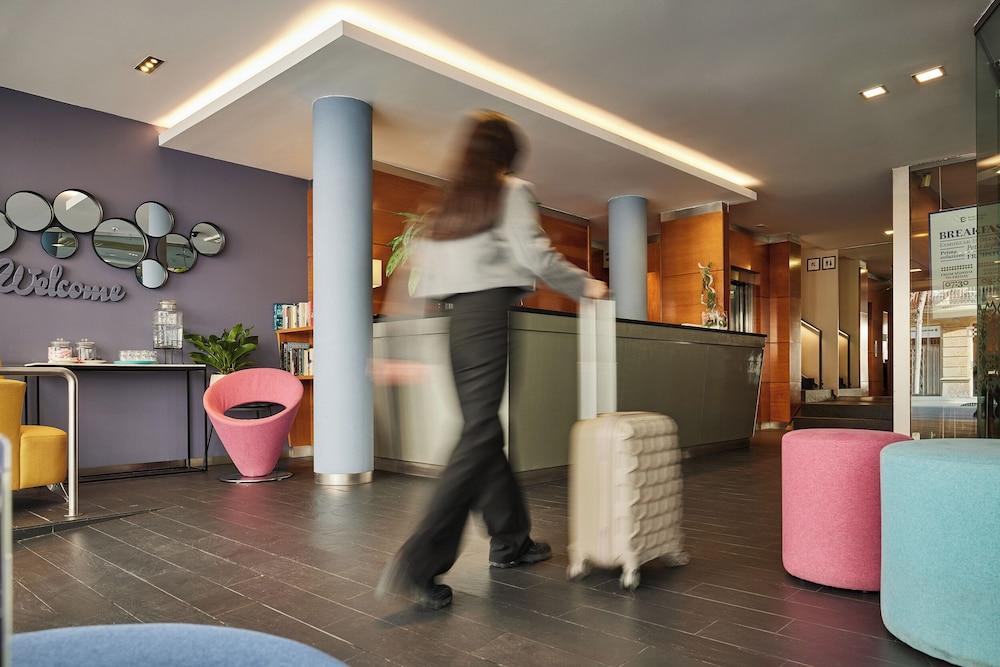 Barcelona Century Hotel