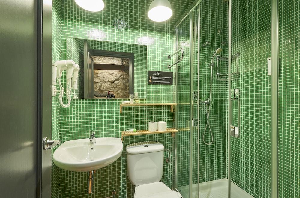 Ainb Las Ramblas-Guardia Apartments