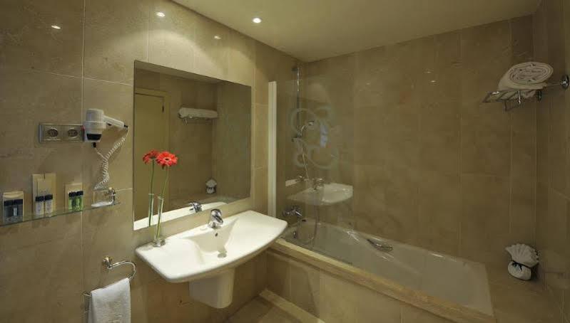 Hotel Roger De Lluria Barcelona