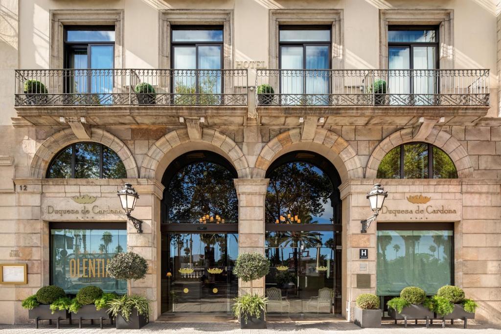 Hotel Duquesa De Cardona