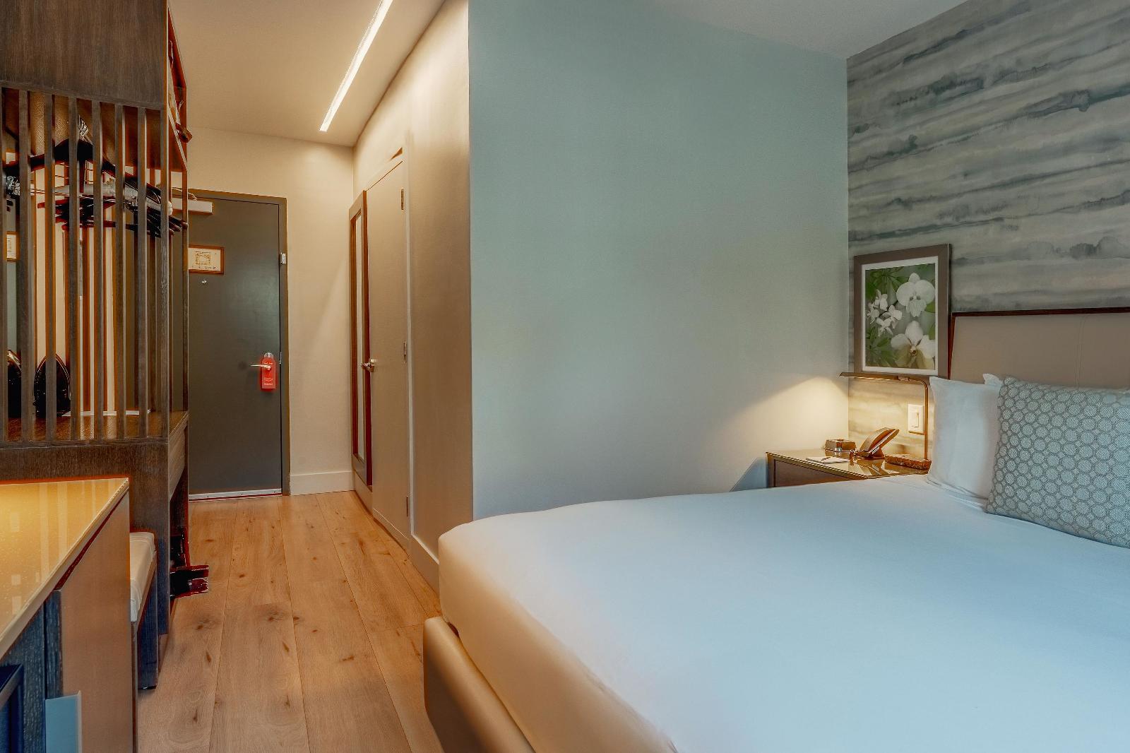 Iberostar Waves Miami Beach