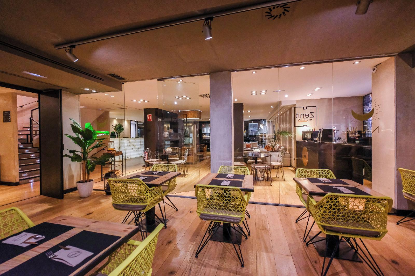 Zenit Abeba Hotel
