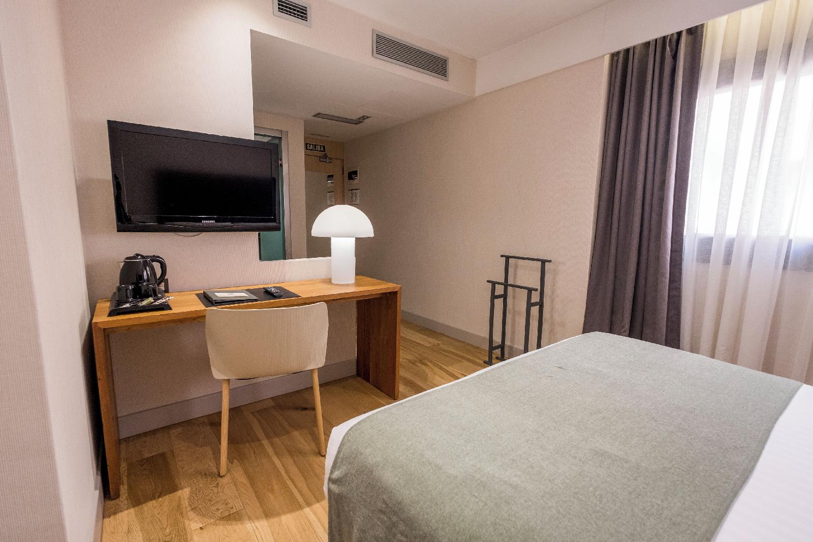 Zenit Abeba Hotel