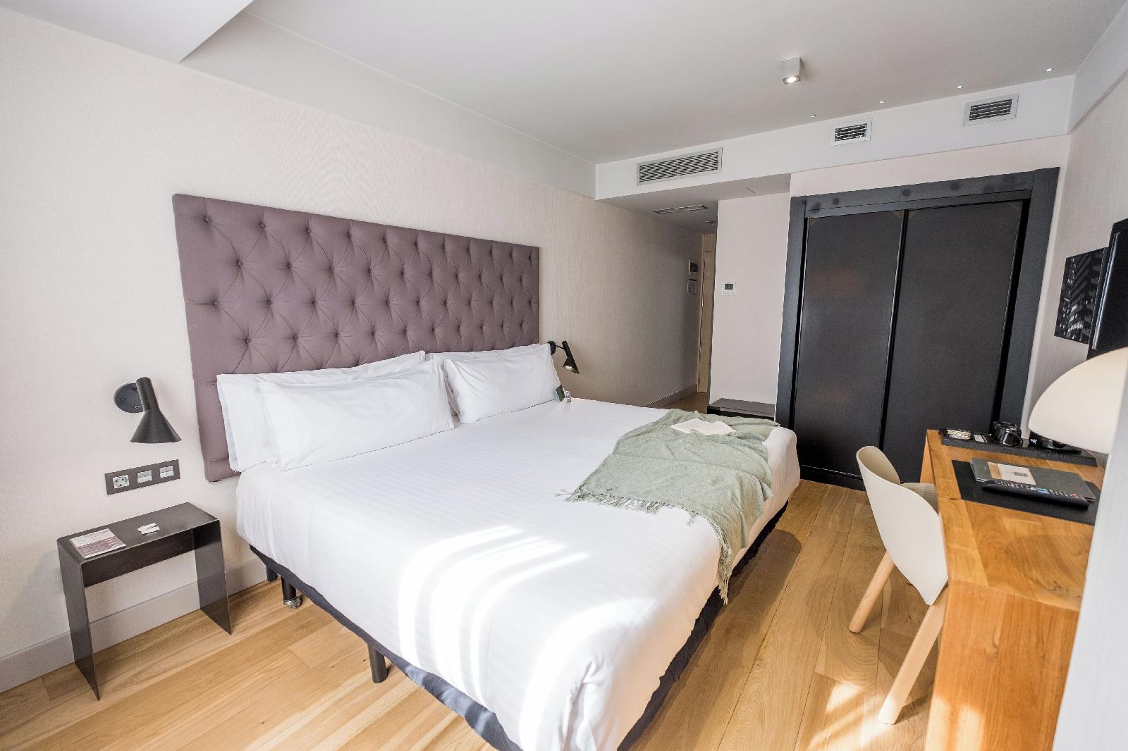 Zenit Abeba Hotel