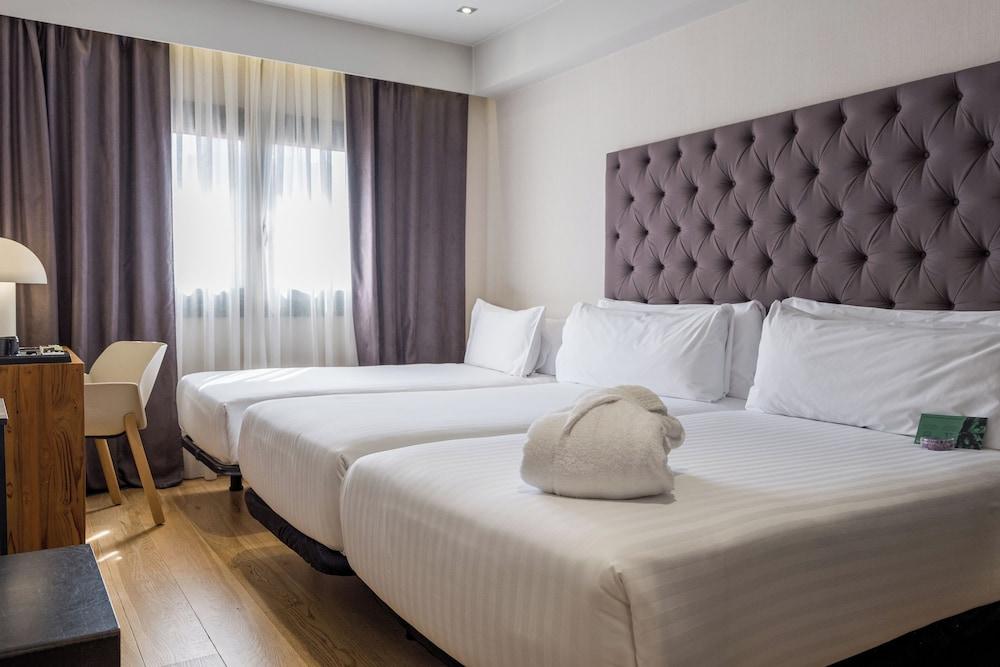 Zenit Abeba Hotel