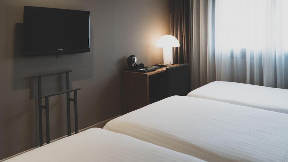 Zenit Abeba Hotel