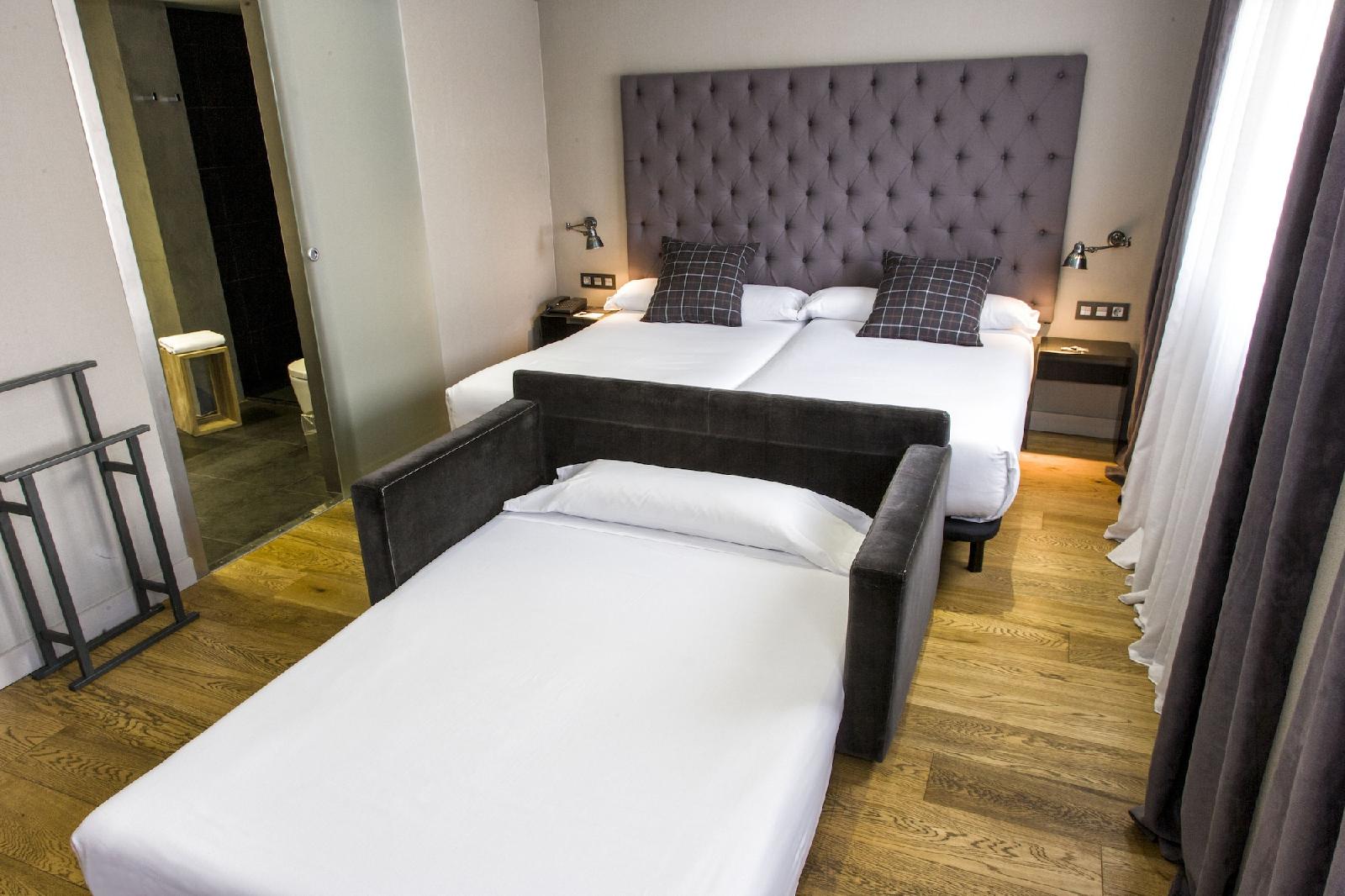 Zenit Abeba Hotel