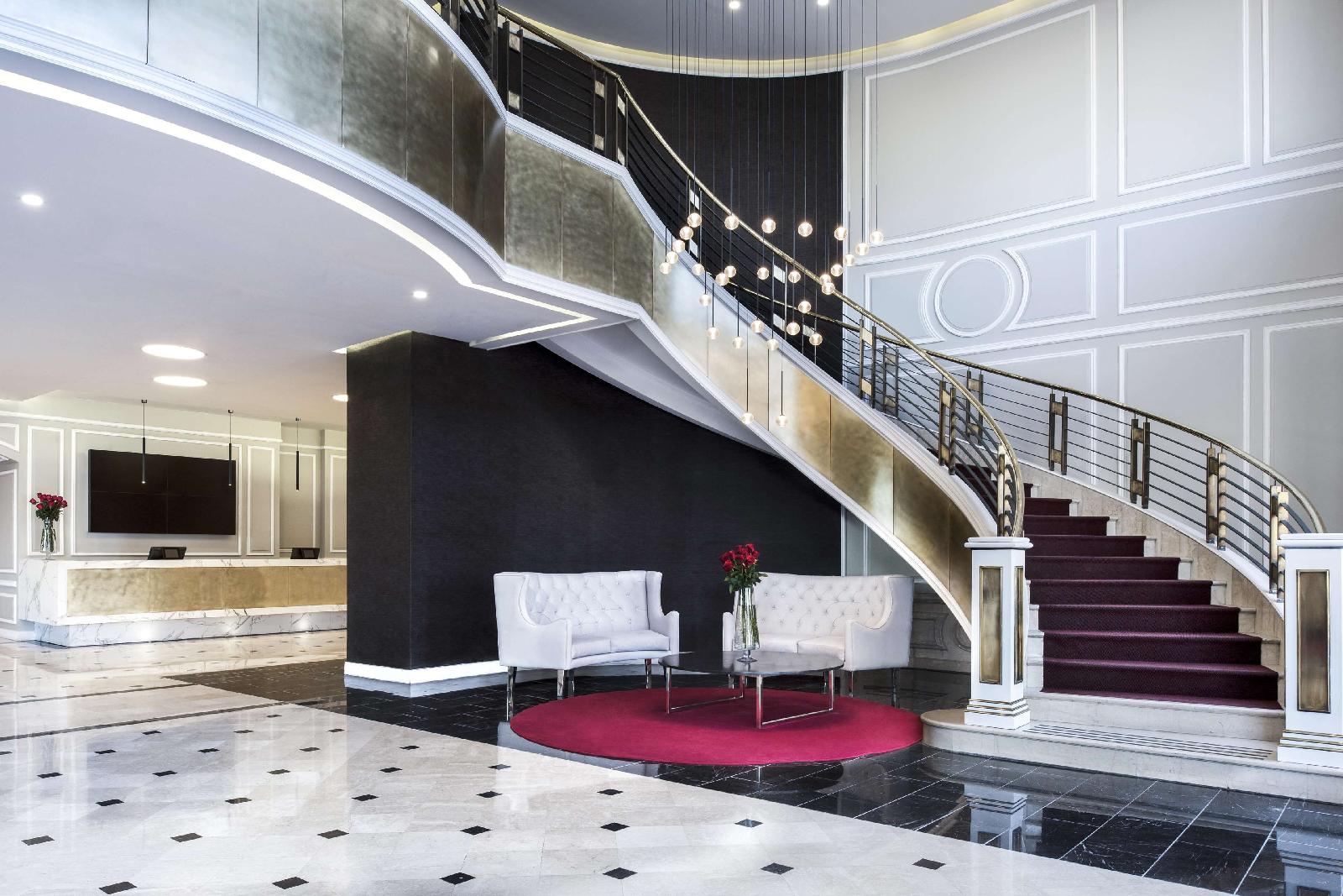 NH Collection Plaza Santiago