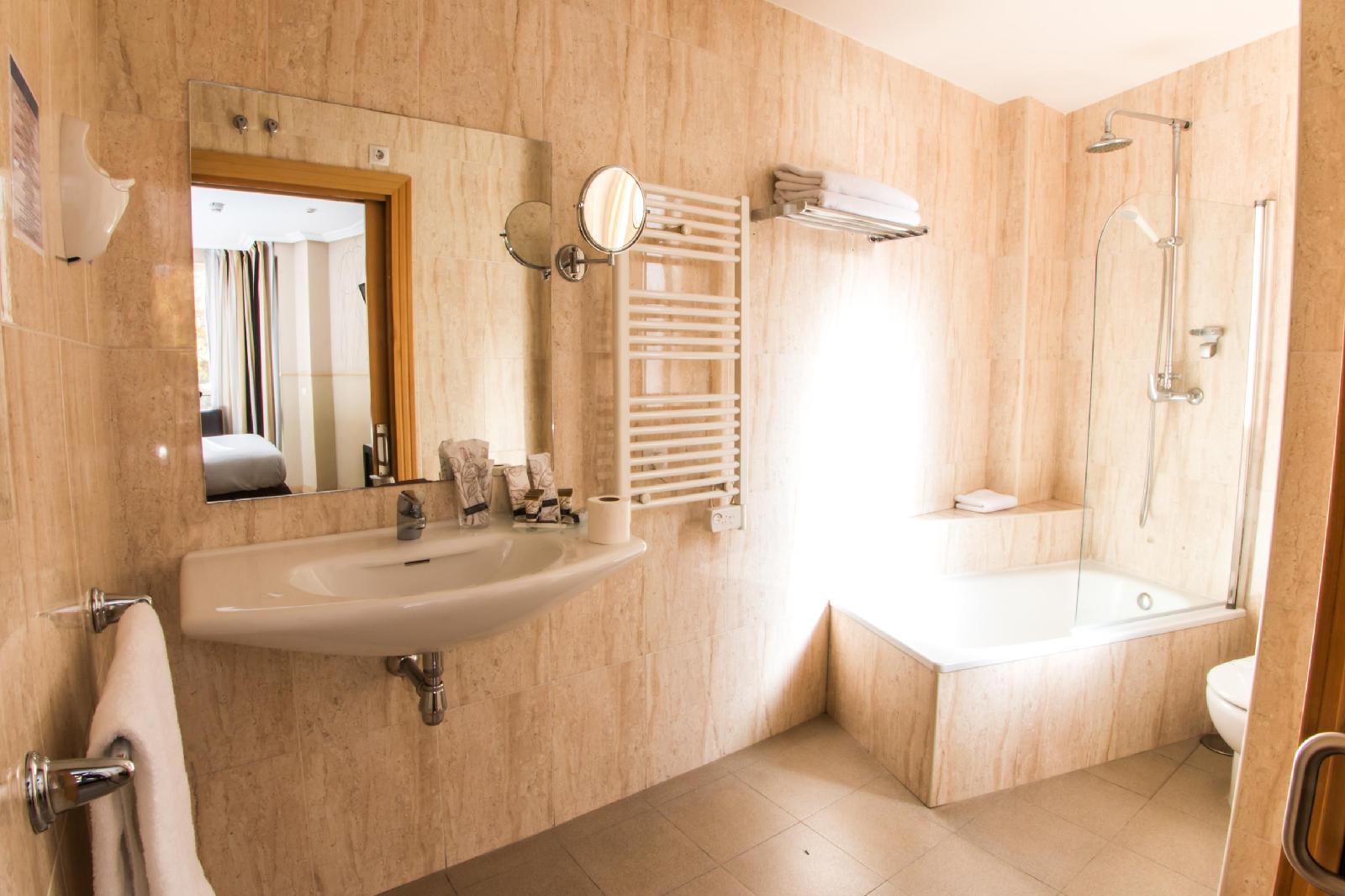Hotel Suites Feria De Madrid