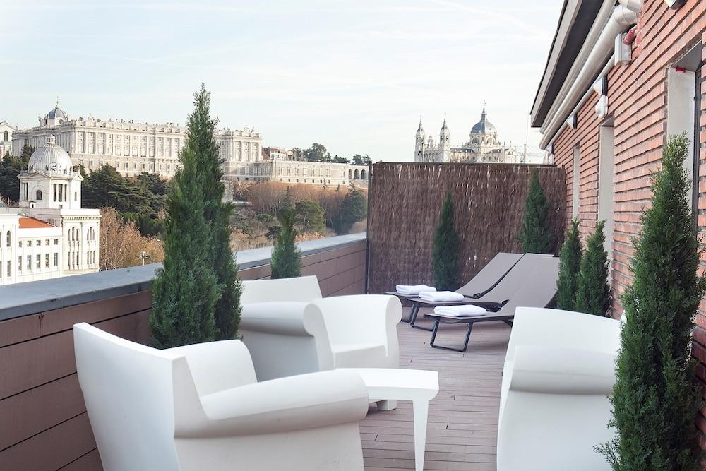 Hotel Acta Madfor