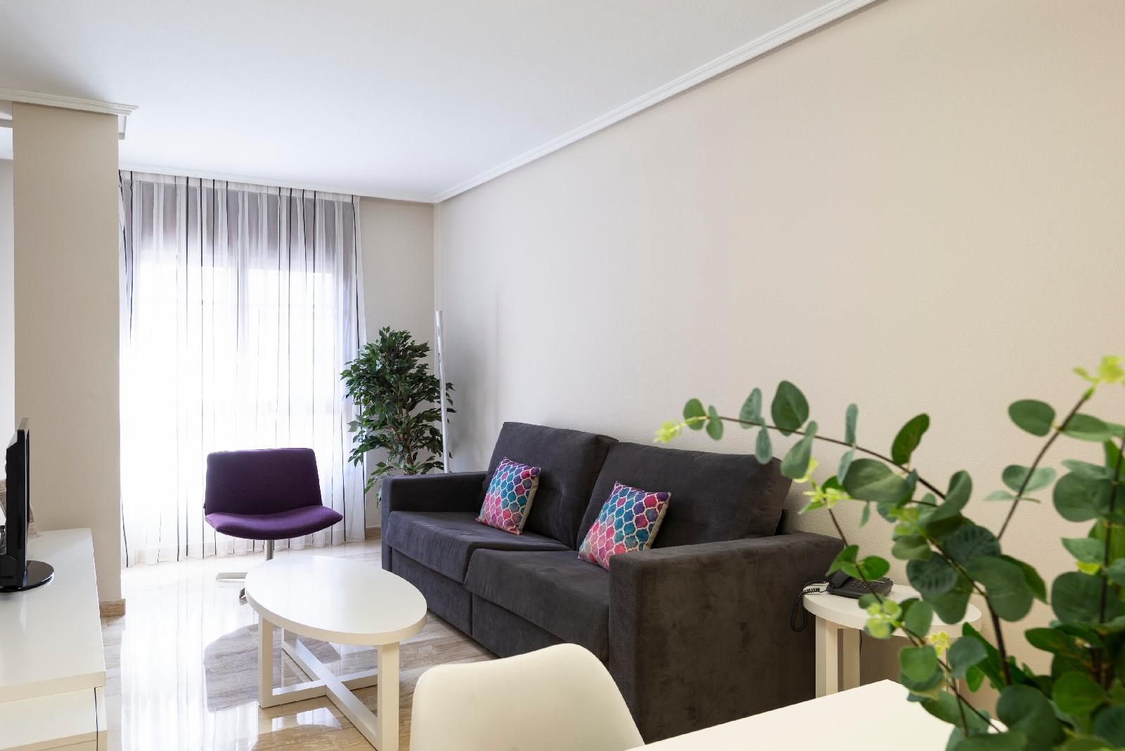Apartahotel Los Girasoles