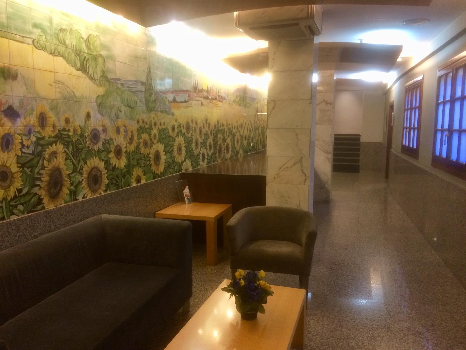 Apartahotel Los Girasoles