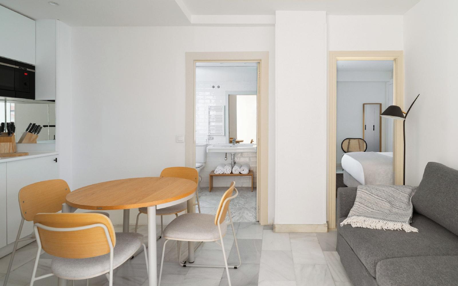 Limehome Madrid Sol