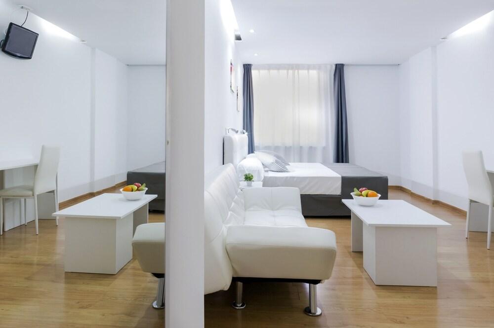 Boutique Urban Madrid Genova (Apartamentos Andrómeda)