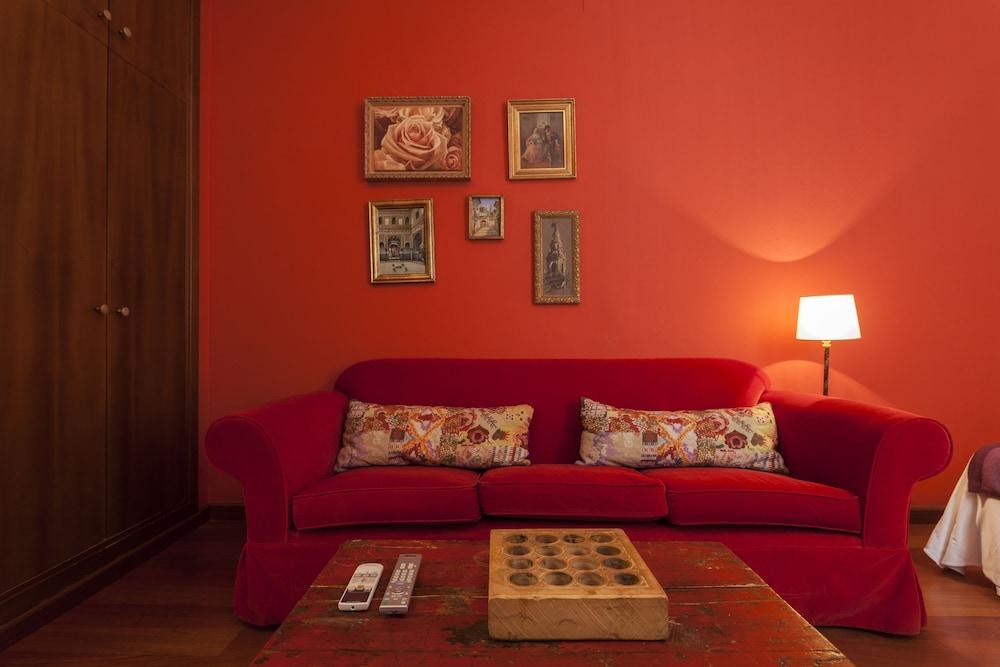 La Casa Del Maestro