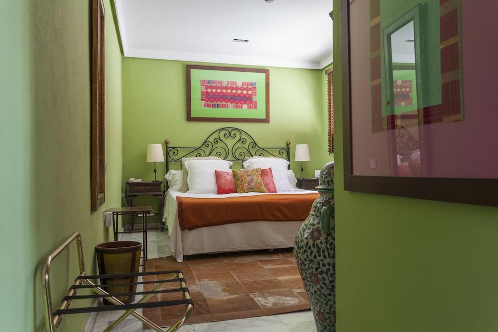 La Casa Del Maestro