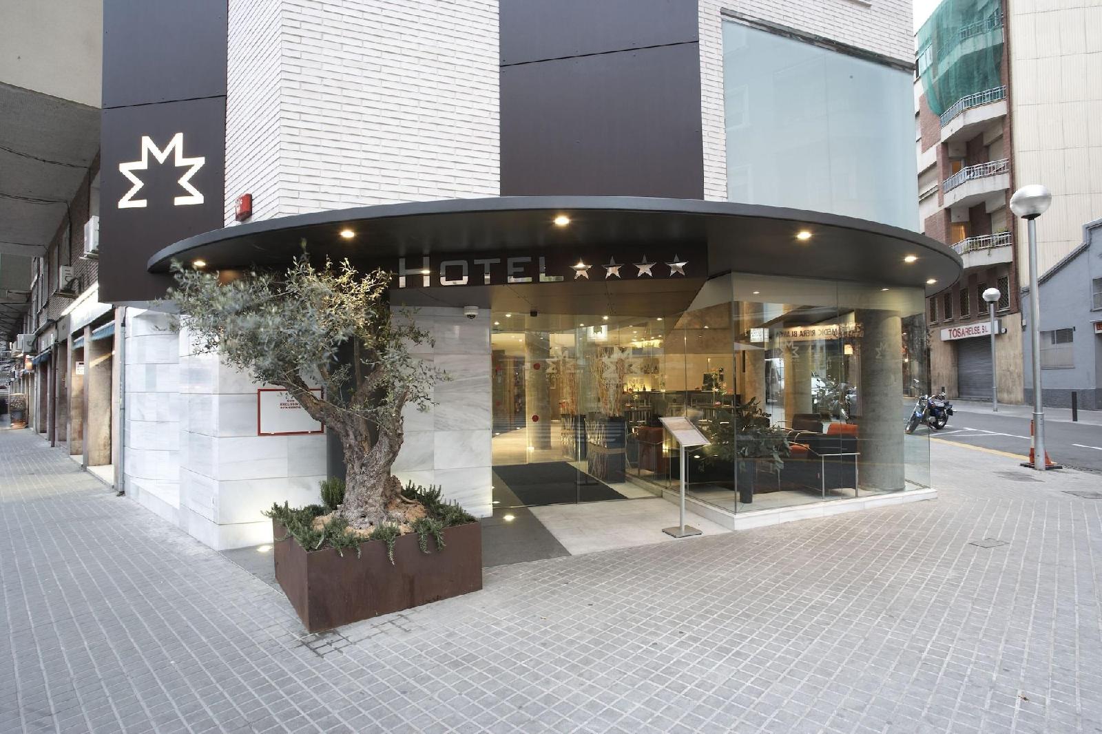 Hotel Madanis