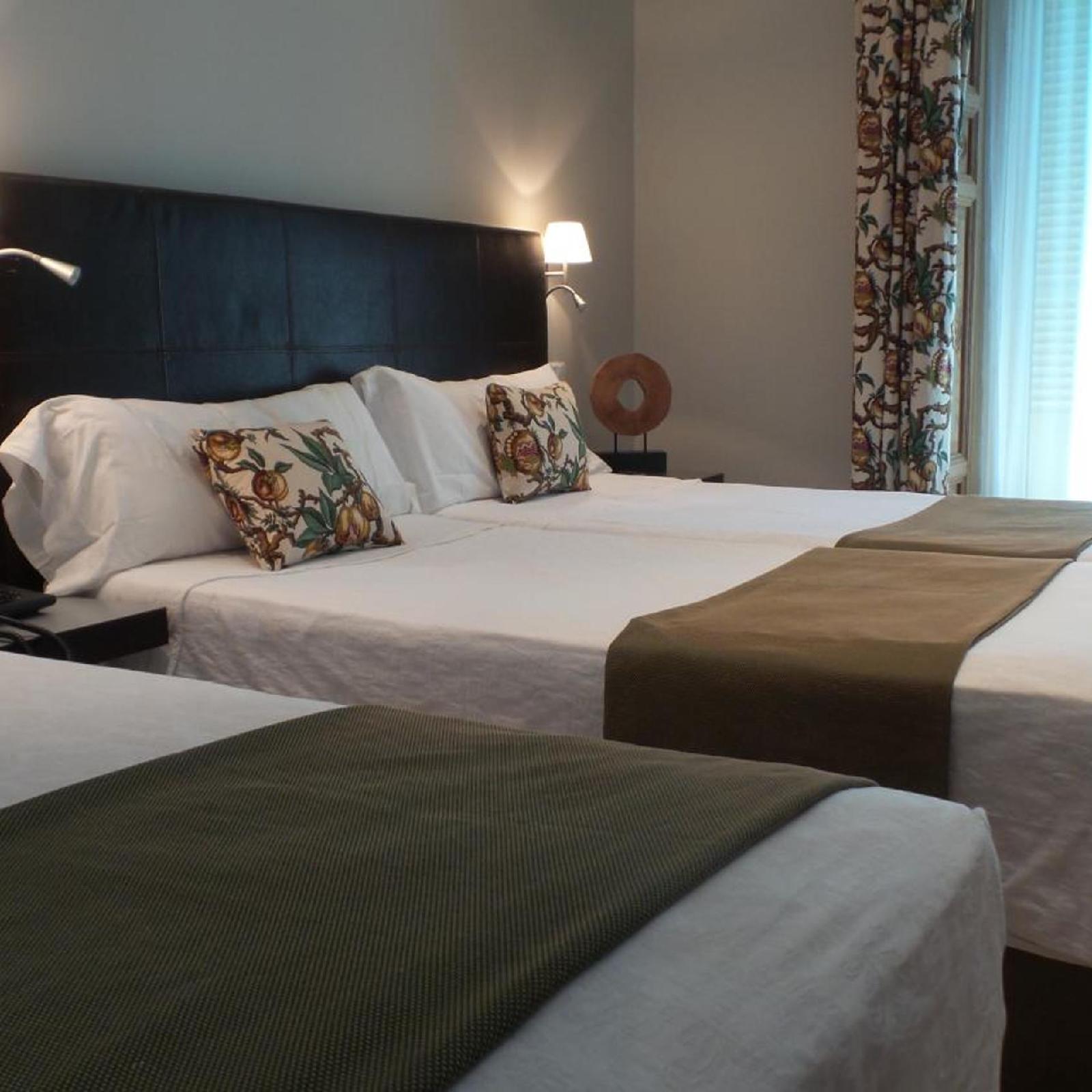 Hotel Moderno Puerta Del Sol