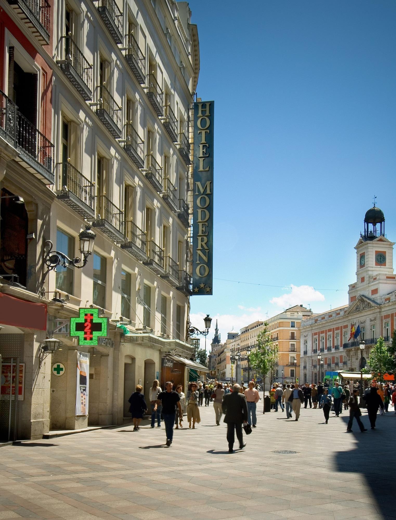 Hotel Moderno Puerta Del Sol