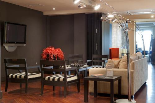 Hotel Moderno Puerta Del Sol