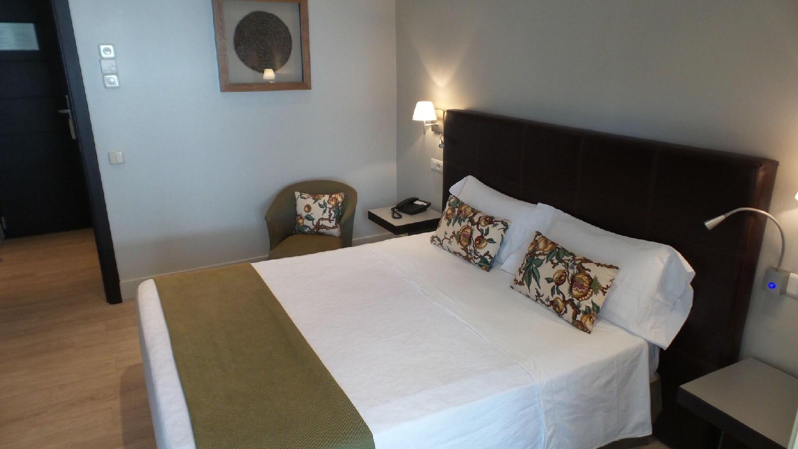 Hotel Moderno Puerta Del Sol