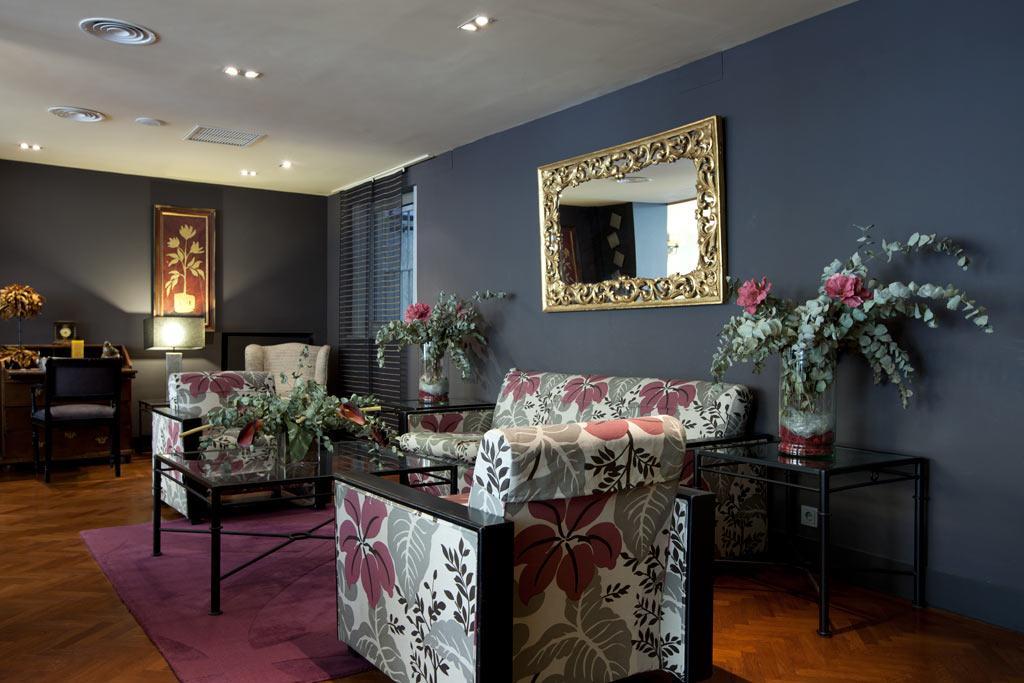 Hotel Moderno Puerta Del Sol