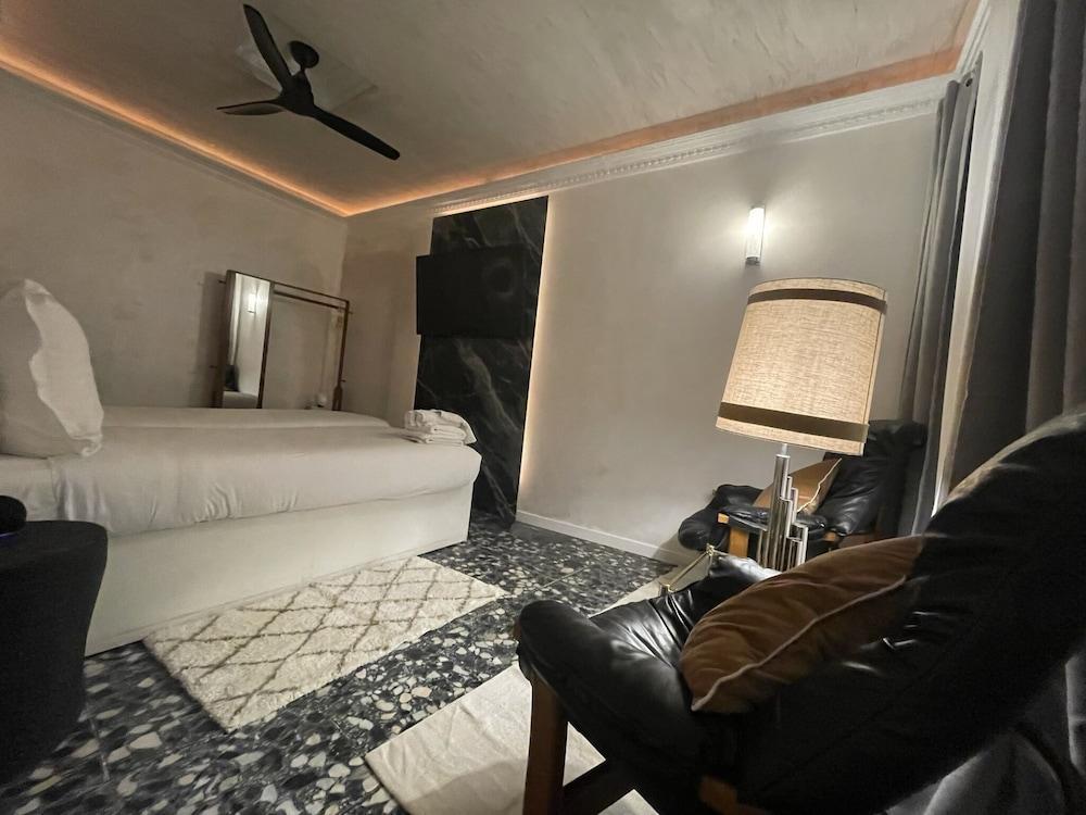 Abalu Boutique & Design Hotel