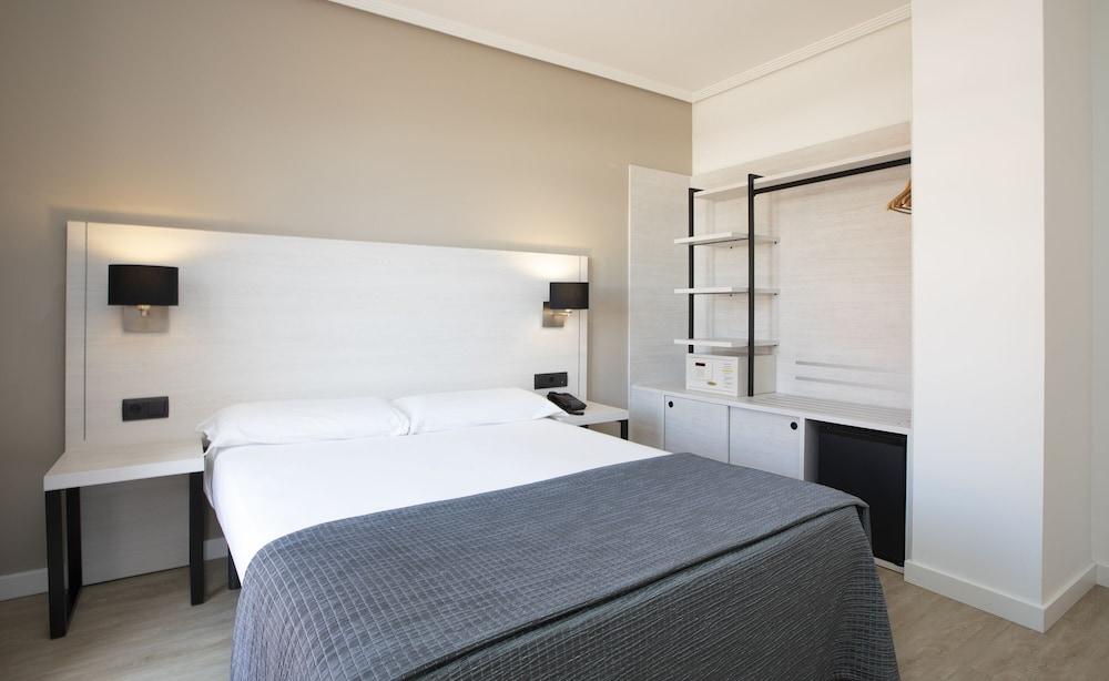 Hotel Porcel Ganivet
