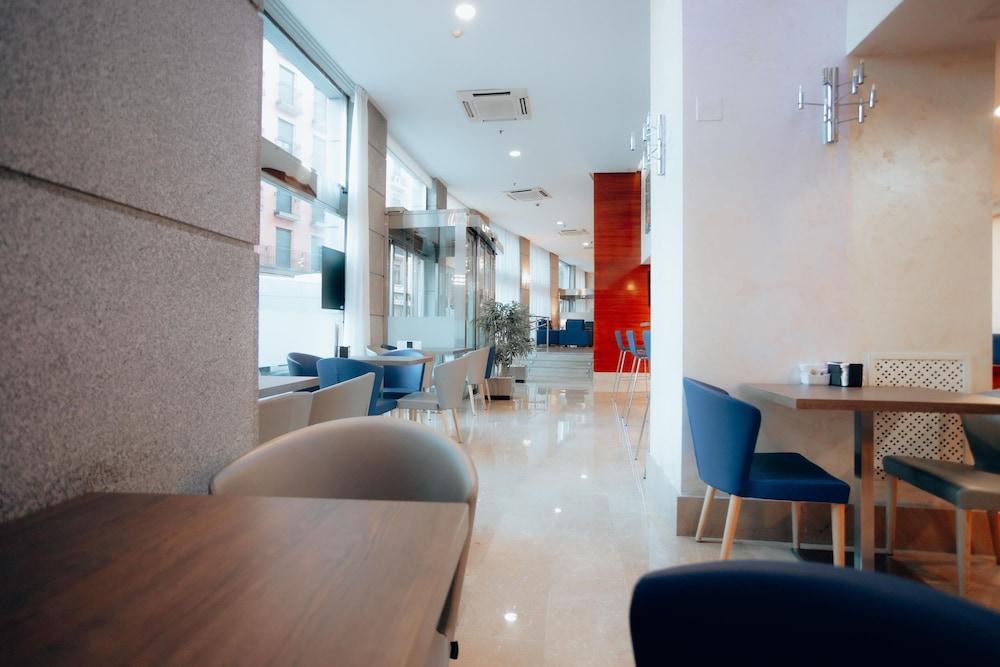 Hotel Porcel Ganivet
