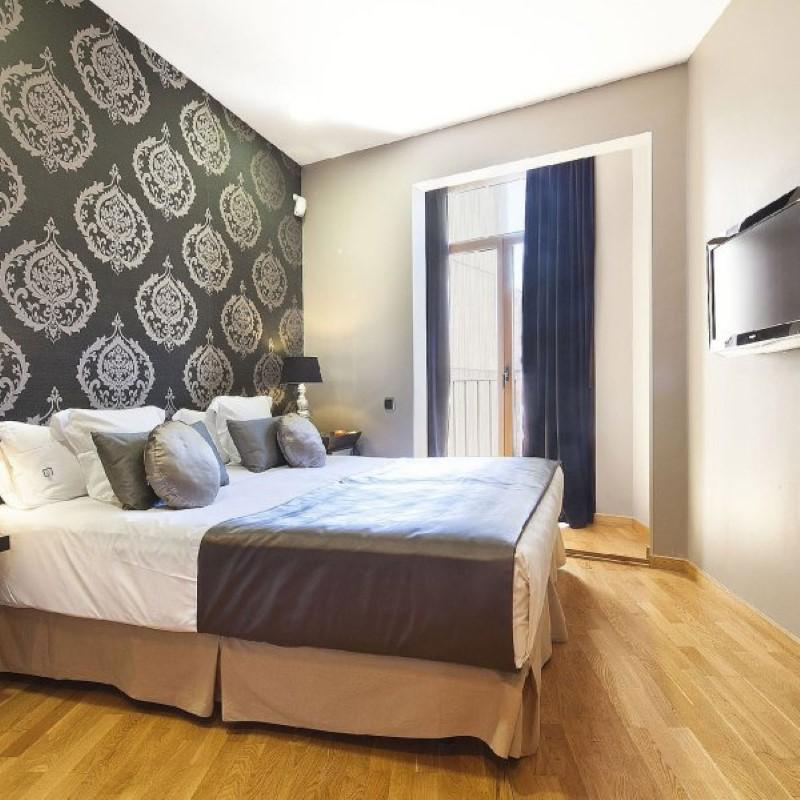 Vale Suites