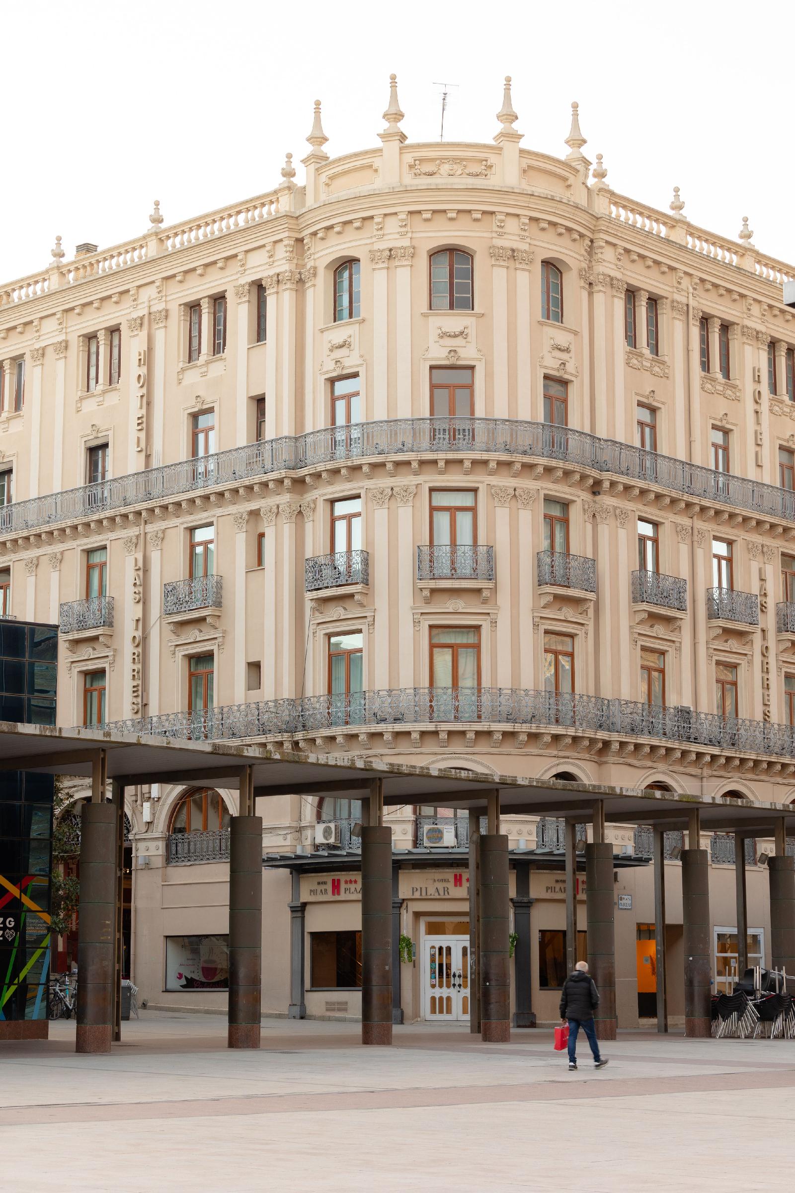 Hotel Pilar Plaza Zaragoza