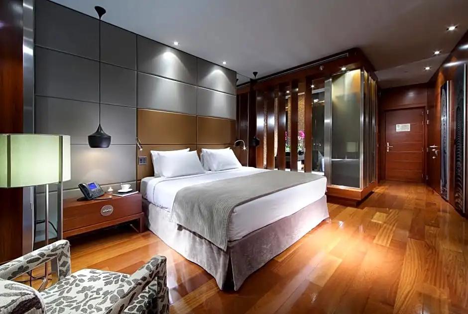 Eurostars Madrid Tower