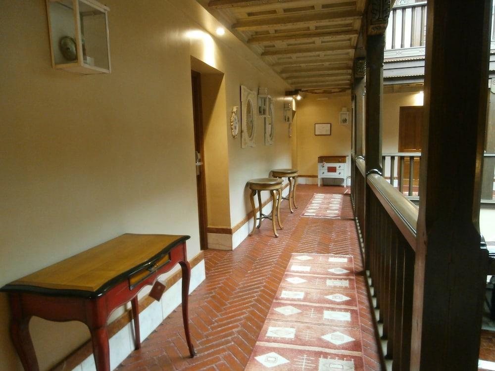 Hotel Sacristía De Santa Ana