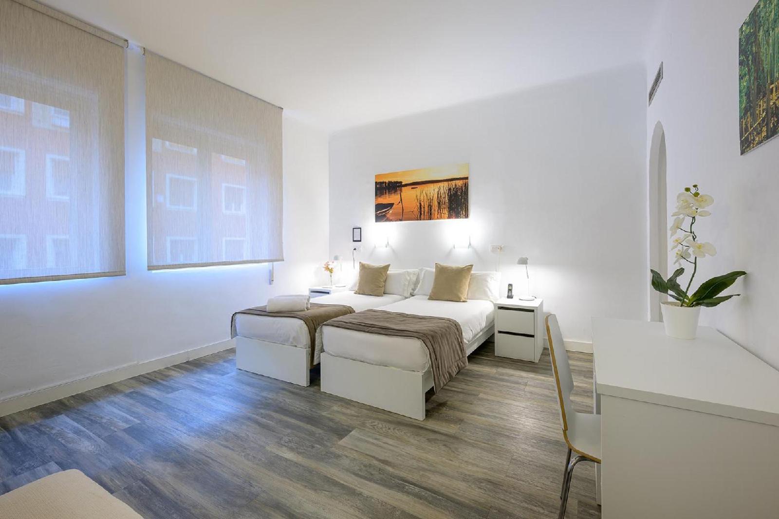 Hotel Agora Juan De Austria