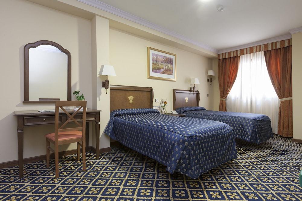 Hotel Agora Juan De Austria