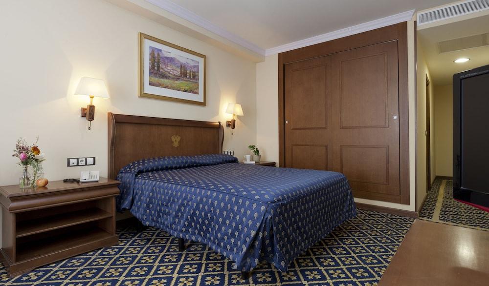 Hotel Agora Juan De Austria