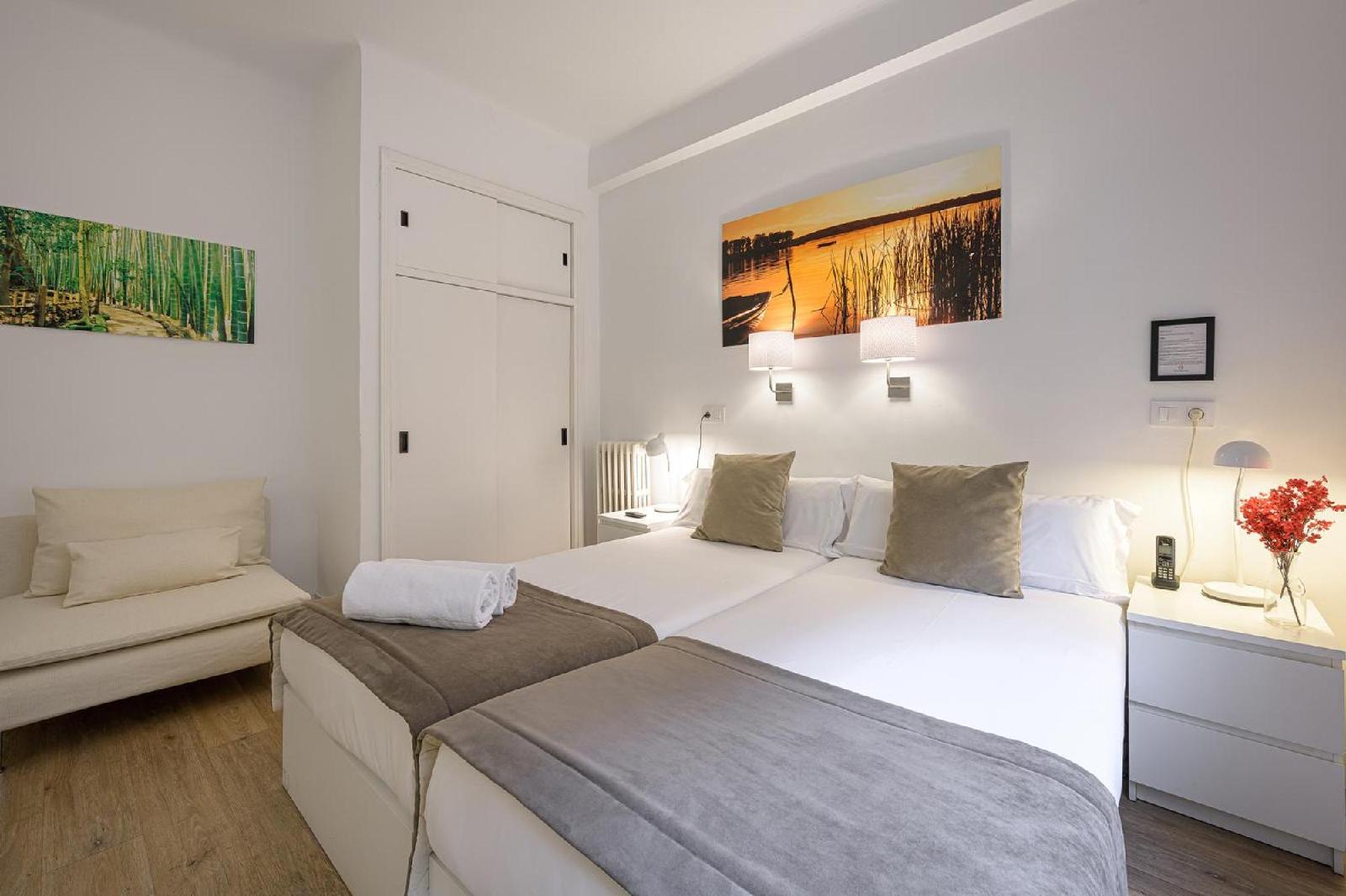 Hotel Agora Juan De Austria