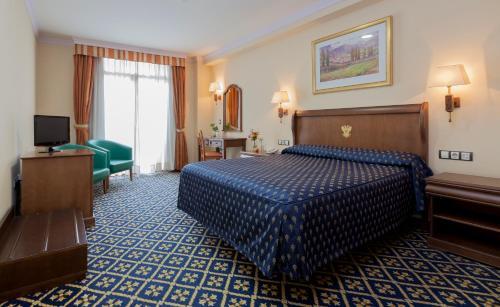 Hotel Agora Juan De Austria