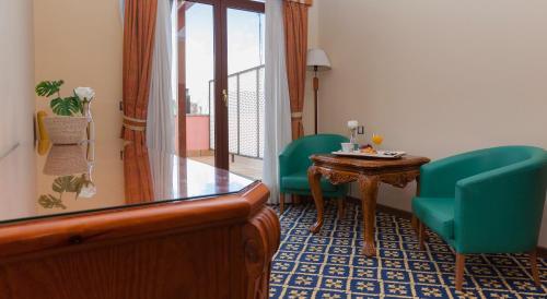 Hotel Agora Juan De Austria