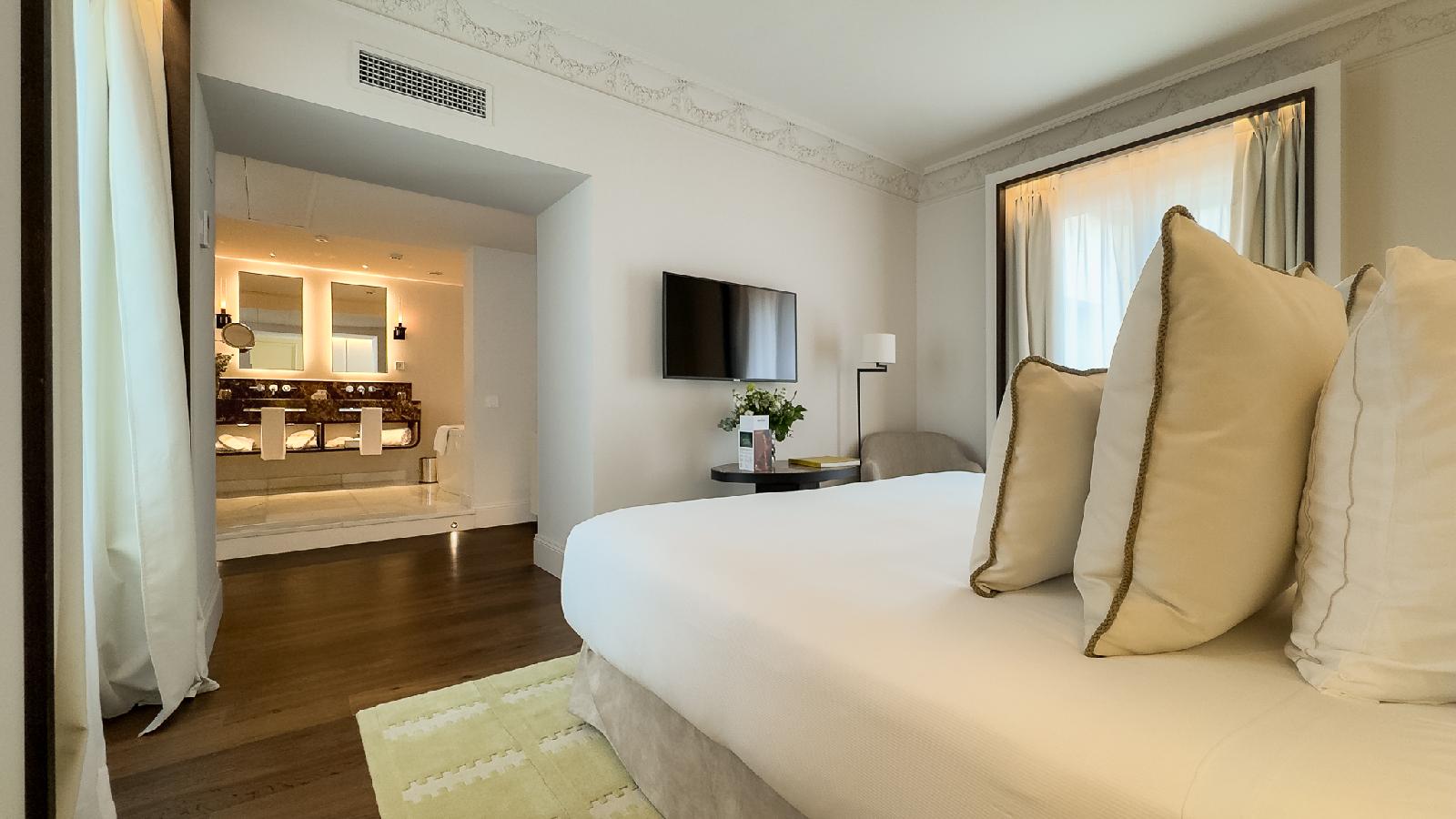 Hotel Hospes Puerta De Alcalá