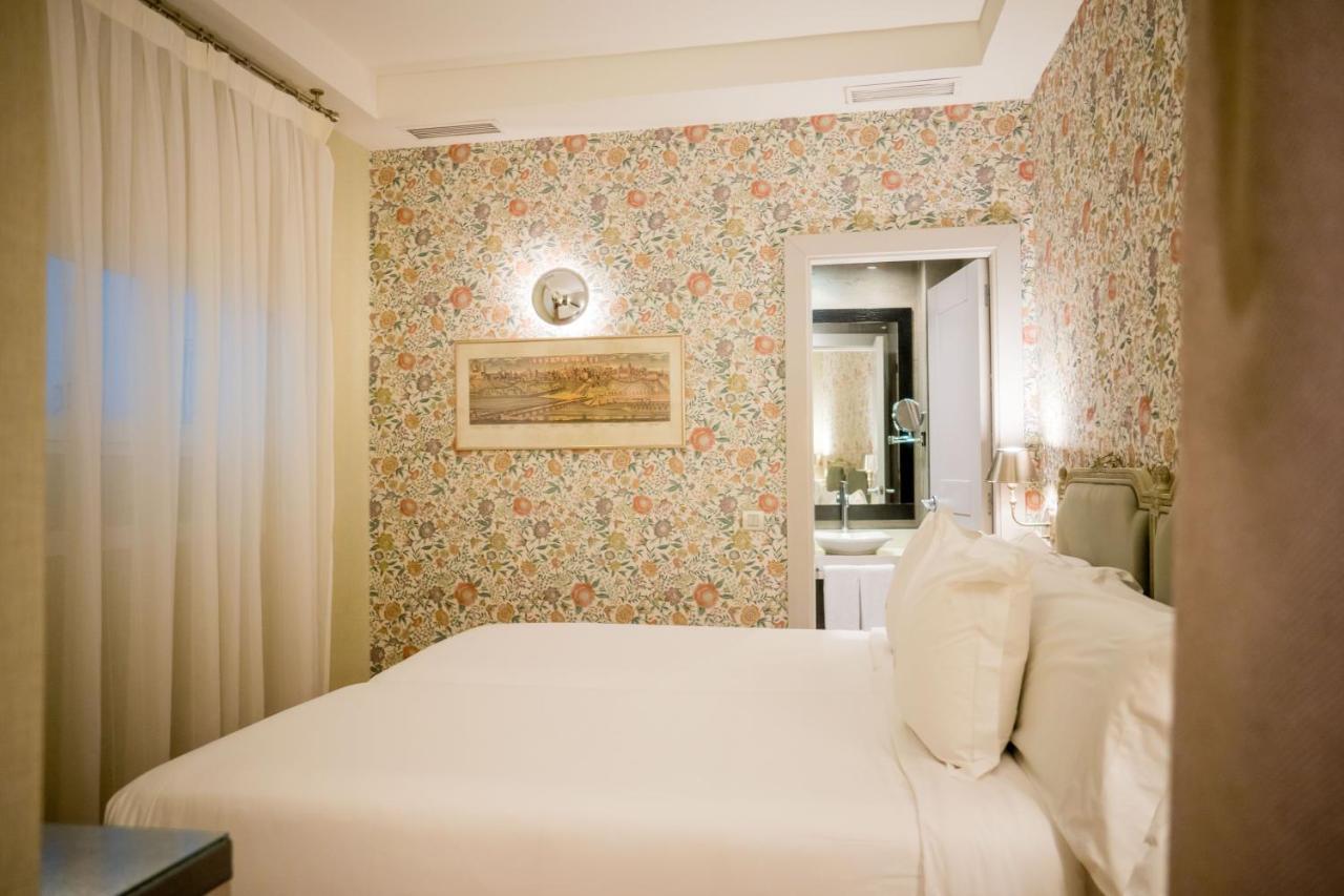 Hotel Meninas