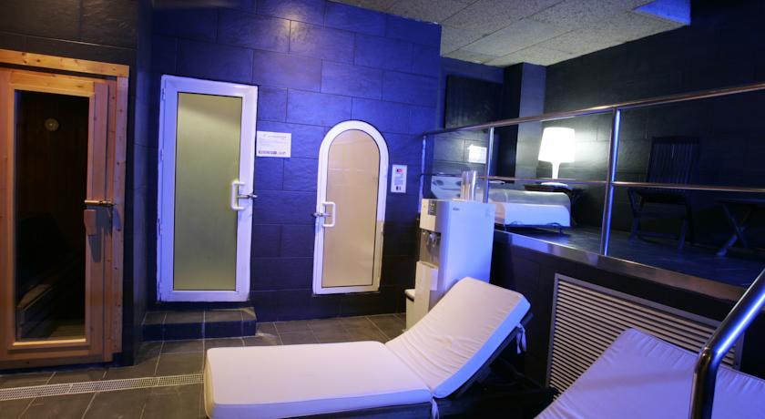 Hotel The Park Derio