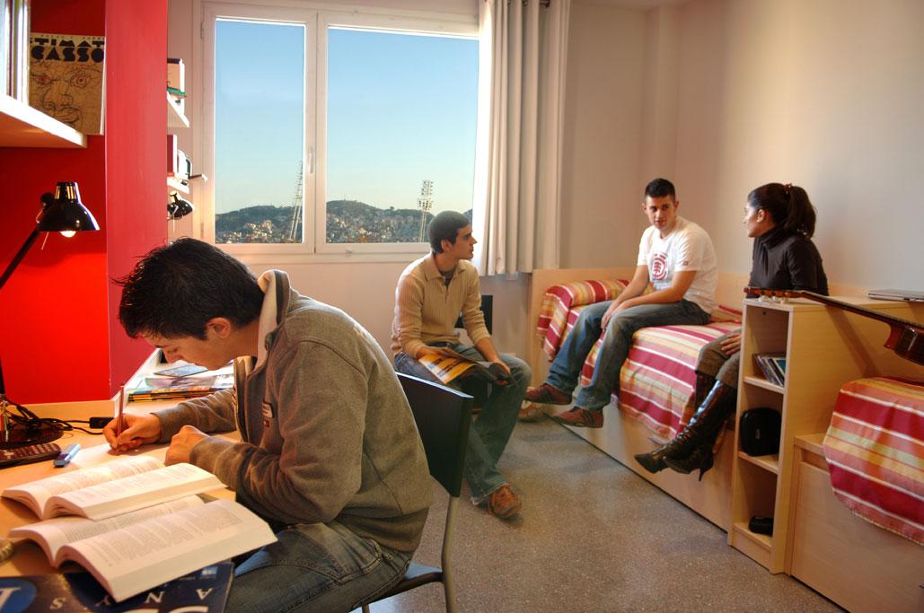 Agora Residencia Universitaria Internacional
