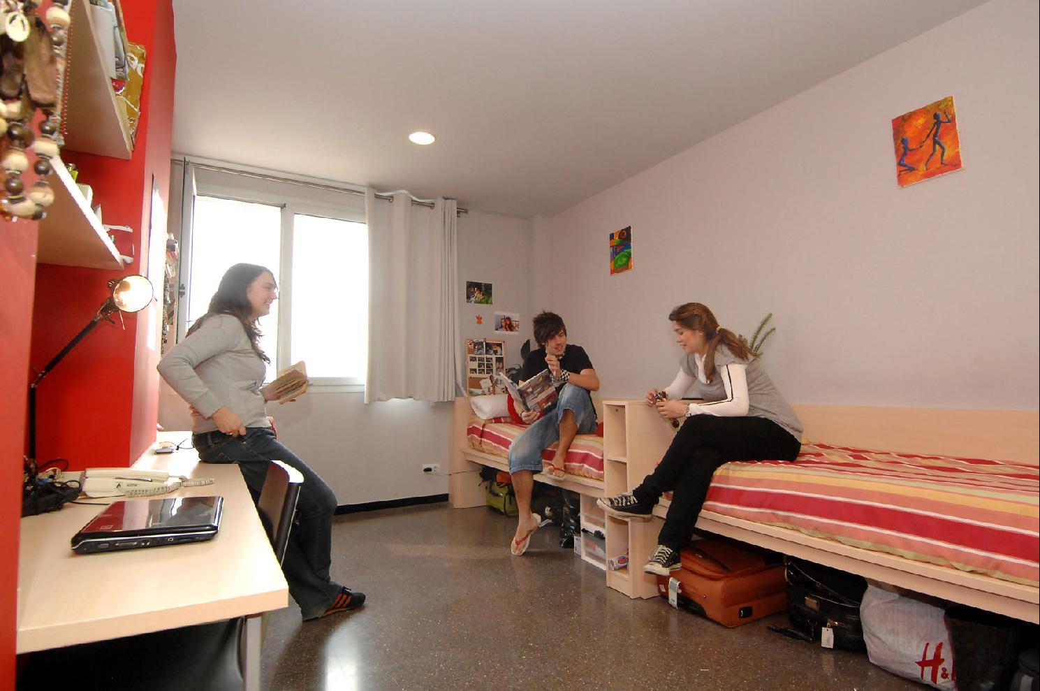 Agora Residencia Universitaria Internacional