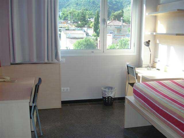 Agora Residencia Universitaria Internacional