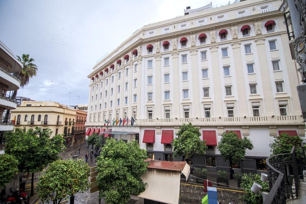 Petit Palace Sevilla Canalejas