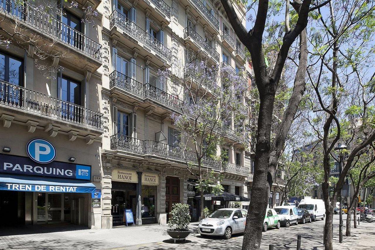 Grandom Suites