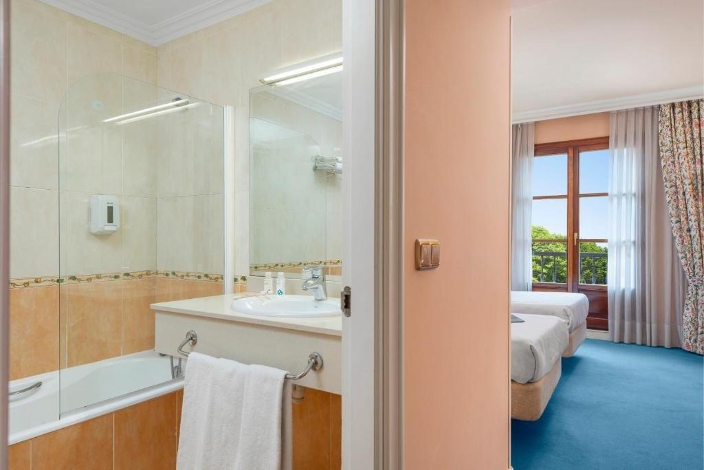 Hospedium Hotel Blu Sondika