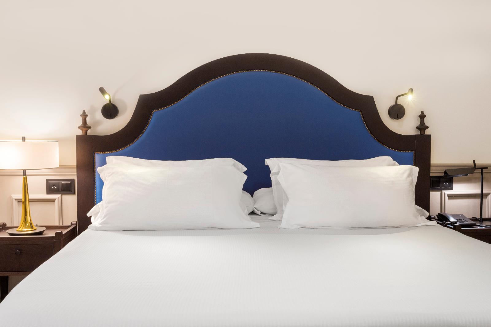 H10 Corregidor Boutique Hotel