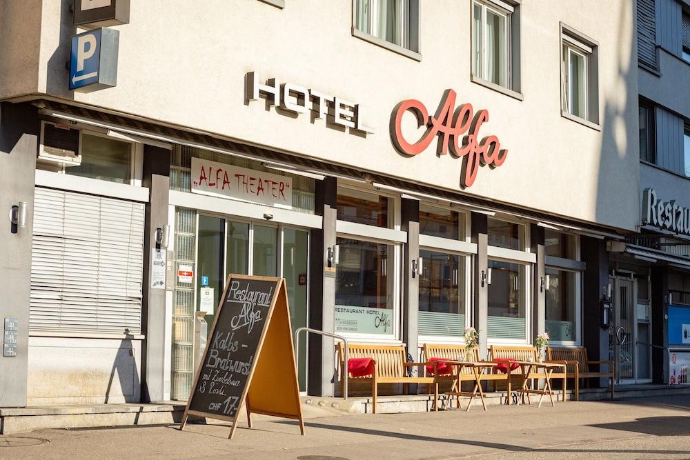 Alfa Hotel